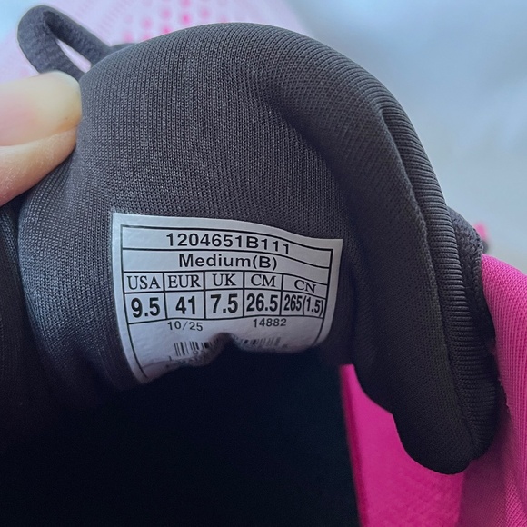 Brooks Glycerin 23 Women’s Size 9.5 Cyber Pink - Picture 11 of 11